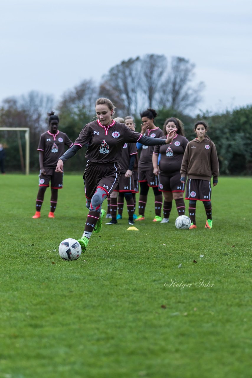 Bild 71 - C-Juniorinnen Halstenbek-Rellingen - St.Pauli : Ergebnis: 0:5